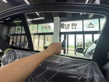 대전 자동차썬팅, BMW 5시리즈 브루클린 그레이에 세라믹본드 20%, 5% 입히면 이런 느낌 / 대전 유성