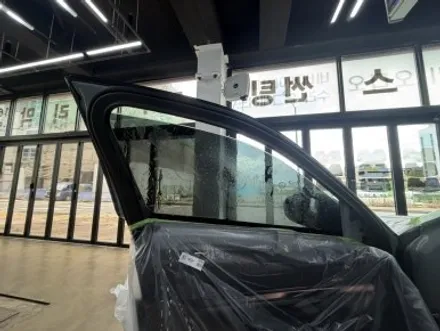 대전 자동차썬팅, BMW 5시리즈 브루클린 그레이에 세라믹본드 20%, 5% 입히면 이런 느낌 / 대전 유성