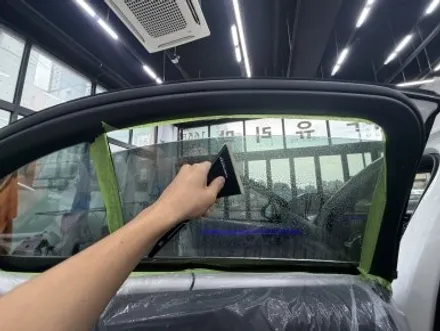 대전 틴팅, 벤츠 E300의 고급스러움을 더해 줄 후퍼옵틱 프나세 시공 / 대전 유성