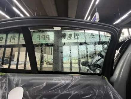 대전 자동차썬팅, BMW 5시리즈 브루클린 그레이에 세라믹본드 20%, 5% 입히면 이런 느낌 / 대전 유성
