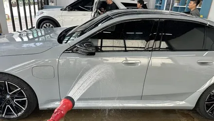 세종 틴팅 BMW M5 신차패키지 후퍼옵틱 클라식 \'블랙의 멋\' 기준! / 대전 유성