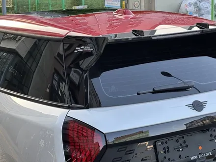 세종시 썬팅 반사 필름인데 블랙. 멋있잖아? 하버캠프 로얄본드 BMW MINI에 적용했어요. / 대전 유성