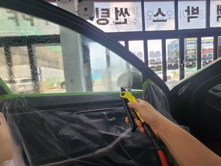 대전 하버캠프, 밖에서 어두운 썬팅도 안에서는 잘 보여야 프리미엄이죠. / 대전 유성