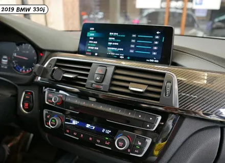 신형 BMW 330i 파인드라이브 BF700G 셋탑네비 매립 / 서울 성동구 행당동