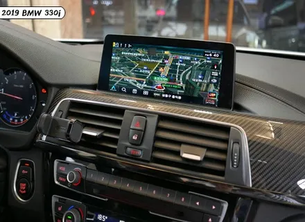 신형 BMW 330i 파인드라이브 BF700G 셋탑네비 매립 / 서울 성동구 행당동