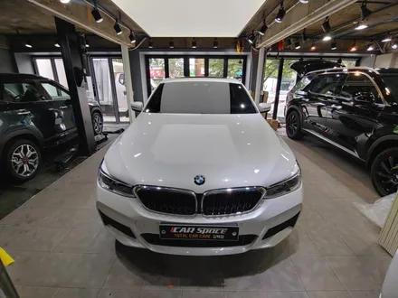 BMW 6GT 화이트 본넷 PPF 시공 생활보호패키지 여기로! / 광진구 중곡동