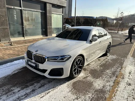 BMW 530i 본넷패키지 PPF 시공으로 더욱 깨끗하게 유지 가능합니다. / 광명, 안양, 시흥