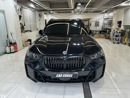 리얼카본 실내랩핑 BMW X5 광명랩핑샵 카크로스에서 / 경기 광명