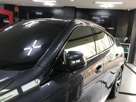 BMW X6 루프렉+윈도우 크롬라인 랩핑시공 -카크로스- / 광명, 안양, 시흥