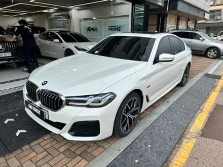 BMW G60 아이코닉 글로우 키드니그릴 문제없는 랩핑 시공! / 서초, 양재, 강남