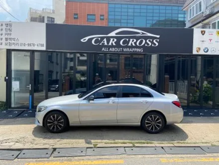 벤츠 C200 블랙PPF 루프스킨시공(포인팅 및 실내랩핑)