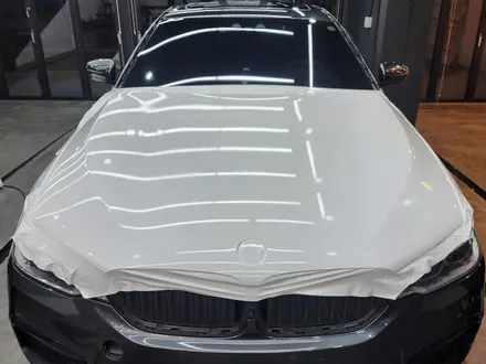 BMW G30, 전체 랩핑을 통해 세련된 컬러로 탈바꿈! / 경기 광명