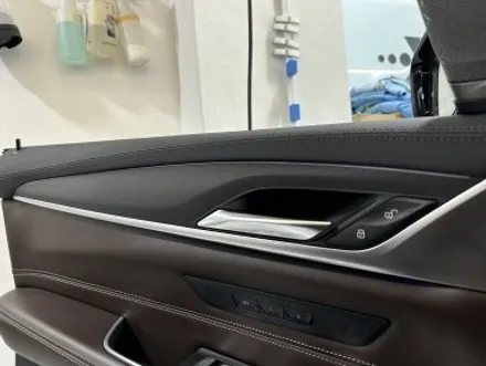 BMW 630i 실내 우드몰딩 카크로스에서 랩핑완료! / 경기 광명