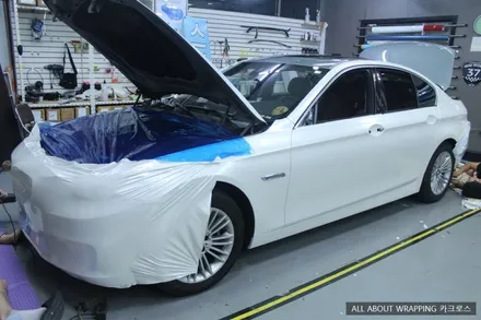 자동차랩핑전문점, BMW 520d 화이트펄 전체랩핑 / 경기 광명