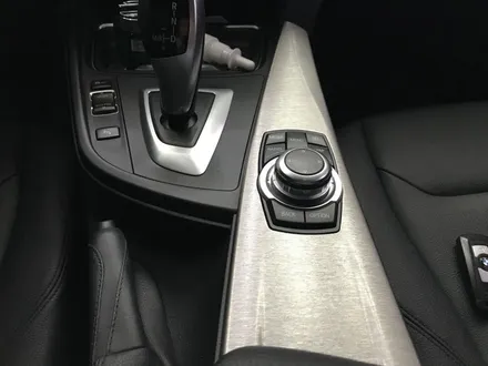 BMW320D 실버차량 오너시라면 티타늄브러쉬 실내랩핑 / 경기 광명