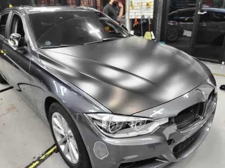 BMW 320D 사틴블랙 전체랩핑 변화의 탁월한 선택! / 광명, 안양, 시흥
