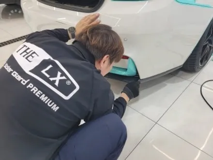 카스킨 전문점 BMW M4 전체랩핑 제거 후 재시공까지! / 경기 광명