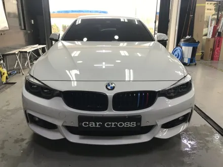 BMW 435i 그릴 블랙 랩핑&테일램프 톤다운으로 포스 증가! / 경기 광명