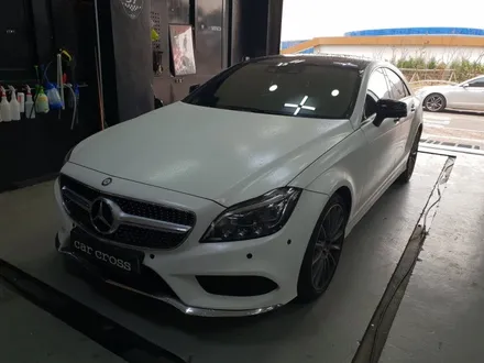 벤츠 CLS 400 사틴화이트 전체랩핑을 제거하다! / 경기 광명