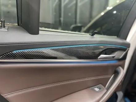 BMW G30 530i 실내랩핑 & 크롬딜리트 올 블랙 간지로 드레스업 / 경기 광명