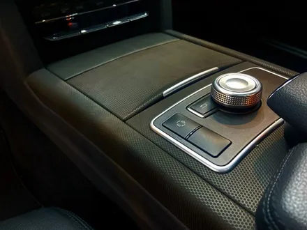 벤츠E300 W212 실내 우드몰딩 고민이라면? 실내랩핑 추천! / 경기 광명