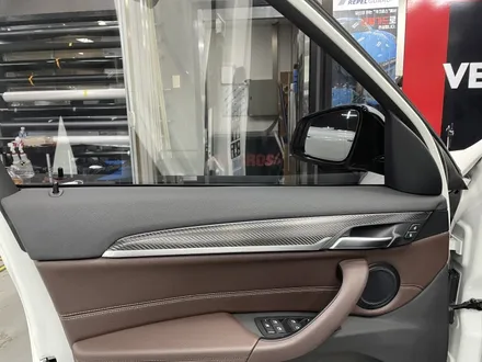 BMW X1 실내 카본 랩핑 [ 강남카크로스 ] [ 광명카크로스 ] / 광명, 안양, 시흥