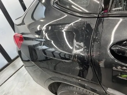 BMW X4 블랙사파이어 PPF시공 필수 +실내 유광카본 / 경기 광명