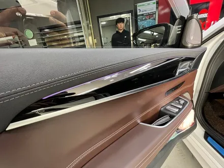BMW 6GT 실내 매트릭스블랙 랩핑 다른 한대는 블랙으로 무엇을? / 광명, 안양, 시흥