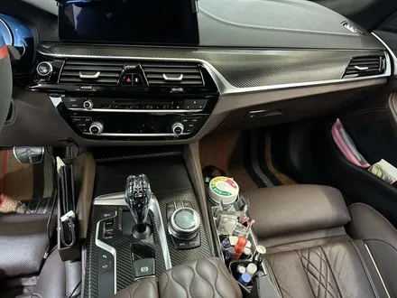 BMW G30, 크롬딜리트와 실내 랩핑을 통한 완벽한 드레스업! / 경기 광명