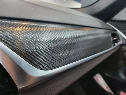 BMW 530i 투톤의 실내랩핑과 PPF 필름 시공으로 멋과 보호를 할 수 있습니다 / 광명, 안양, 시흥