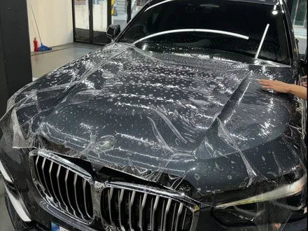 BMW X5 본넷 패키지와 실내 랩핑으로 완벽한 탈바꿈! / 경기 광명