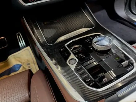 BMW X5 유광카본 실내랩핑 및 그릴랩핑 / 경기 광명