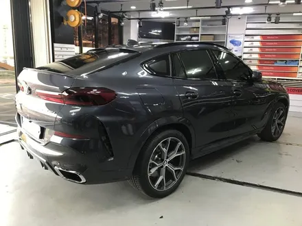 BMW X6 루프렉+윈도우 크롬라인 랩핑시공 -카크로스- / 광명, 안양, 시흥