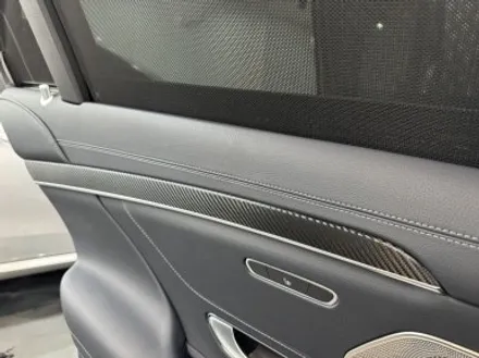 벤츠 W222 S350 카본블랙 실내랩핑으로 드레스업과 보호를 동시에! / 경기 광명