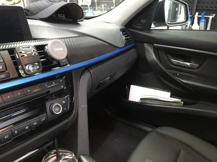 BMW F30 320D 카본블랙으로 실내를 변화시키자 / 경기 광명