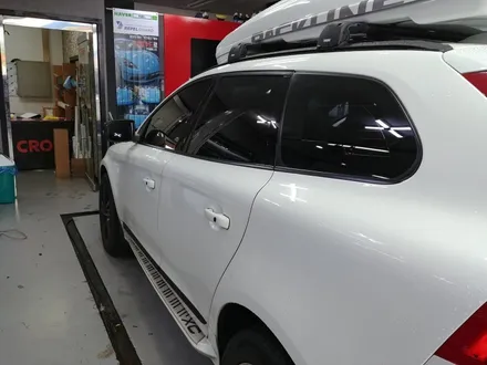 볼보 XC60 윈도우크롬 죽이기시공으로 일체감있게! / 광명, 안양, 시흥