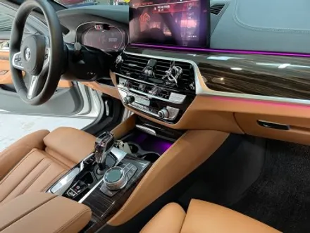 BMW G30 크리스탈 기어봉 시공 효과란? / 서초, 양재, 강남