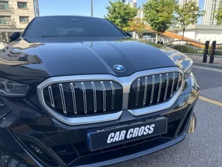 BMW 블랙사파이어 G60 523d 크롬딜리트 진짜가 나타났다! / 경기 광명