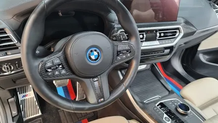 BMW X3+iX3 전기차 그릴랩핑 및 실내랩핑 카크로스에서! / 경기 광명