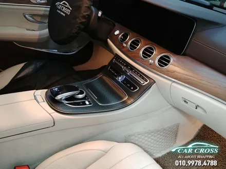 벤츠 E300 실내 베이지 커버에도 잘어울리는 카본! / 광명, 안양, 시흥