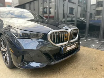 BMW G60 아이코닉 글로우 완벽한 그릴 랩핑 시공! / 광명, 안양, 시흥