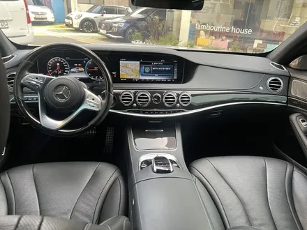 벤츠 W222 S350 카본블랙 실내랩핑으로 드레스업과 보호를 동시에! / 경기 광명