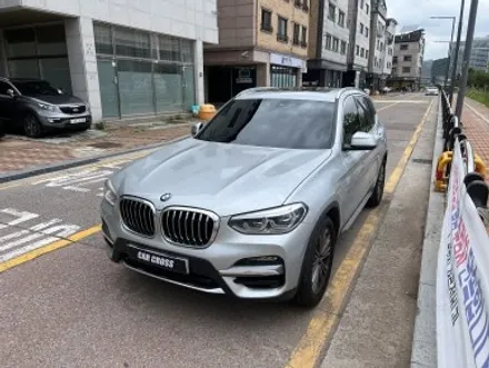 BMW X3, 카본 블랙 실내 랩핑으로 품격을 업그레이드! / 경기 광명