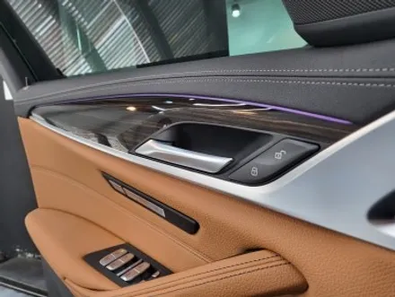 BMW 520i 실내 무광랩핑 매트릭스블랙 디자인확인해! / 경기 광명