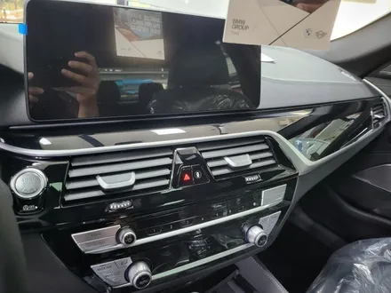 BMW 5시리즈(530i) 틴팅 및 생활보호패키지+실내랩핑 - 카크로스 - / 광명, 안양, 시흥