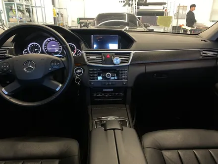 벤츠 E300 W212 실내랩핑, 올드함을 진짜 클래식으로 / 서초, 양재, 강남