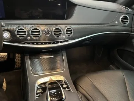 벤츠 W222 S350 카본블랙 실내랩핑으로 드레스업과 보호를 동시에! / 경기 광명