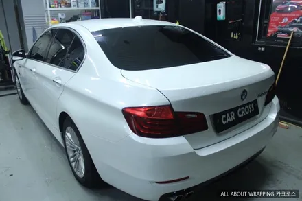 자동차랩핑전문점, BMW 520d 화이트펄 전체랩핑 / 경기 광명