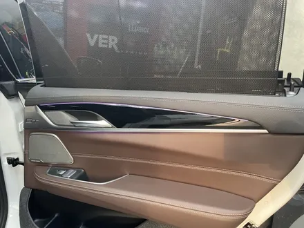 BMW GT 630i 루프스킨/윈도우크롬라인/실내트림 랩핑 시공 -카크로스- / 광명, 안양, 시흥