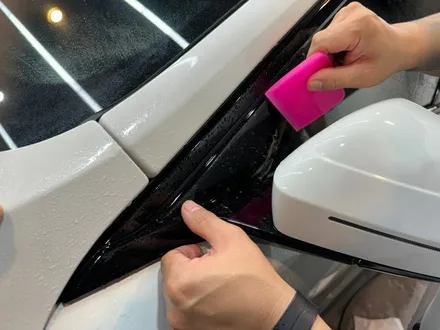 BMW G60 520i 하차감을 올리는 시공 그릴랩핑이있다. (실내 PPF까지 확인) / 경기 광명